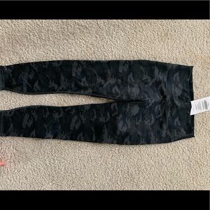 Fabletics camo leggings small
